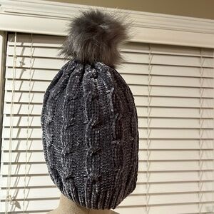 Ruggine  Pom Pom Winter Beanie in gray